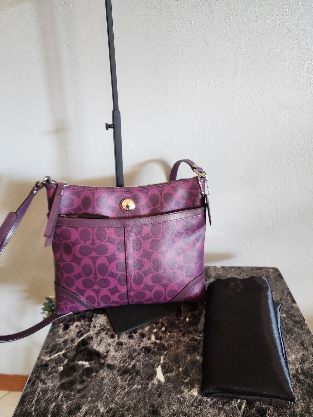 Coach Soho Monogram Zip Shoulder Bag In Deep Plum From 2011 - Picture 2 of 12